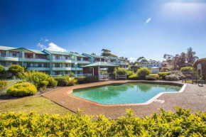 Fathoms 1, Mollymook